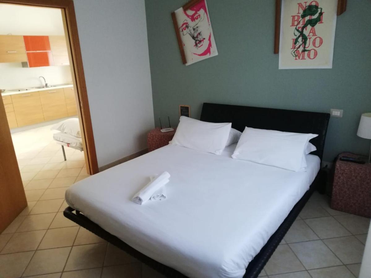No Tag Urban Hotel Trani Eksteriør bilde