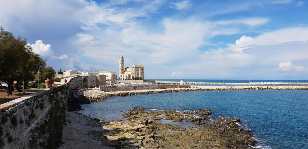 No Tag Urban Hotel Trani Eksteriør bilde
